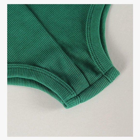 Green Ribbed Sexy Long Sleeve Romper - Picture 3 of 5